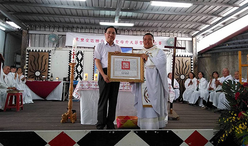 法籍神父潘世光獲頒褒揚令　耗費半世紀編寫阿美族語言字典