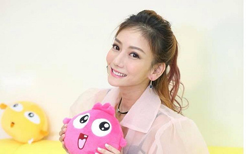 「太陽花女王」劉喬安涉毒潛逃美國！5地檢署通緝 今傍晚遣返回台