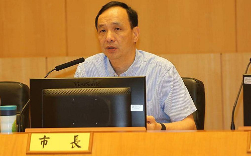 新北市8年增債776億？朱立倫回擊：嚴重誤導，升格後實質負債增214億