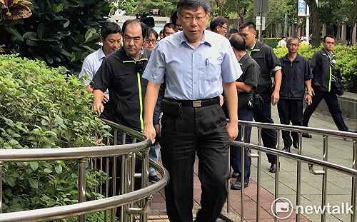 柯P低調赴花蓮慈濟大學演講  避談陳景峻請辭北農董事長 