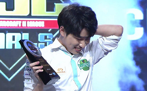 創造歷史！Maru完成《星海爭霸II》GSL三連霸