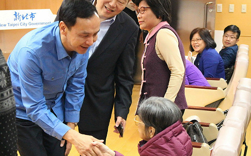 選前利多！新北加碼長照補助  部分負擔每次降90元