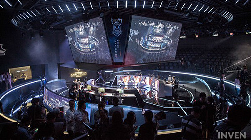 《英雄聯盟》首爾防疫管制升級！LCK夏季賽剩餘比賽恢復線上賽