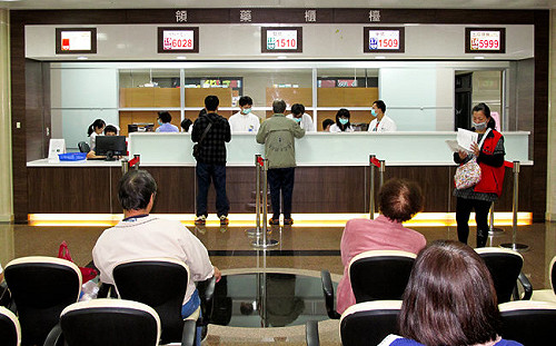 健保傳財政惡化欲調漲？ 衛福部澄清：財務尚穩定