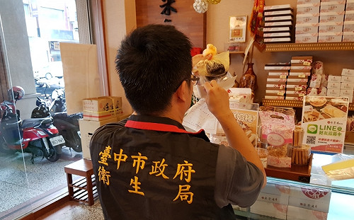 中秋節啖月餅吃烤肉 台中抽驗218項產品全合格