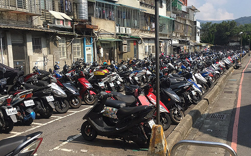 內閣總辭前送禮 新車ABS補助3.1億已核定