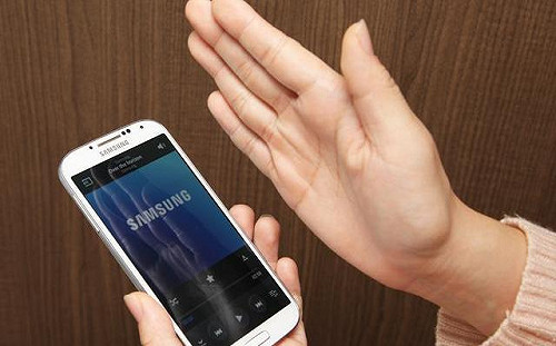 搶爭「隔空」商機 三星與蘋果懸浮打對台