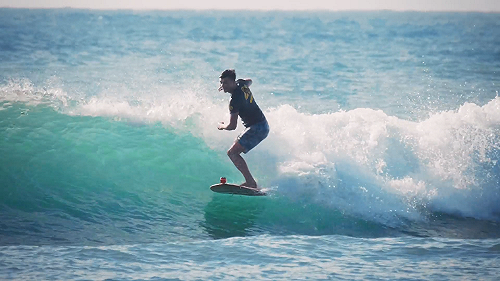 屏東國際衝浪賽　匯聚國內外好手