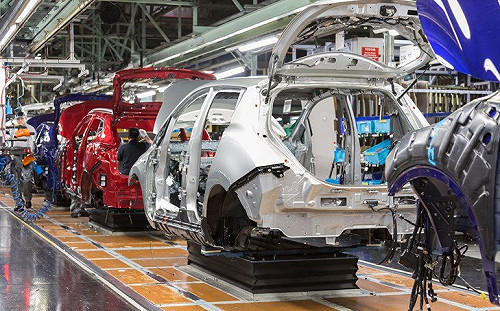 關稅環保雙邊重壓 歐洲汽車業面臨嚴峻挑戰