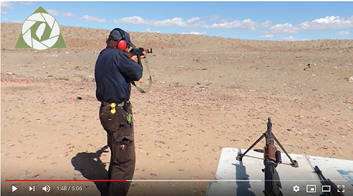 （影）政見未兌現「食言了」 台男槍擊柯文哲「金牌」競選小物