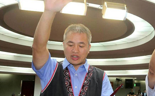 涉性騷案  北市原民會主委陳誼誠請辭獲准