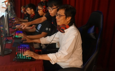 陳其邁也打LOL？ 直呼：當選手比當市長更難