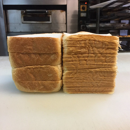 日本神級麵包師！  1斤土司切88片變身千層蛋糕