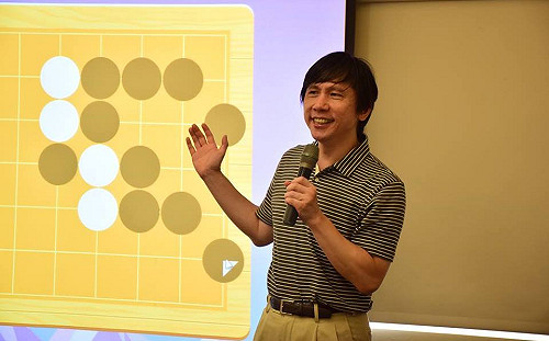 90歲阿嬤也能下棋！旅日棋士王銘琬帶新書返台推「純棋」 