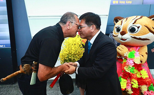 花博開幕晚會紐西蘭毛利舞團抵台 林佳龍親自接機