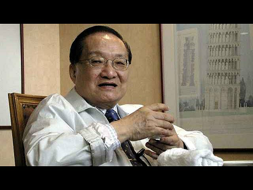 鄧小平是鐵粉！金庸生前受訪承認  筆下故事是現代政治寓言