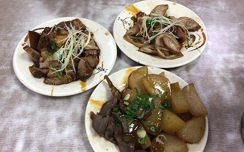 西門町滷味3盤賣500元嚇壞香港客 網曝：本來就貴