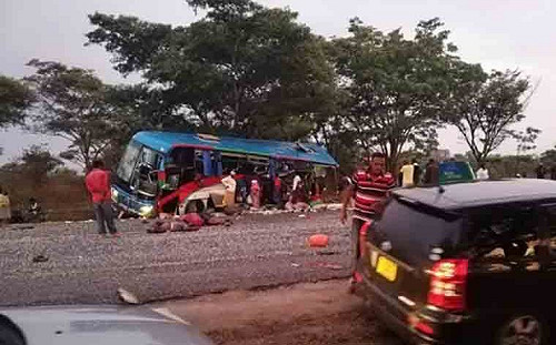 辛巴威公車變「禍」車  大巴相撞47死創第2高紀錄