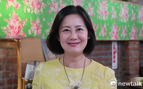 葉毓蘭「氣炸」口罩惹議　綠委嘆：這款立委很難不讓人氣炸！