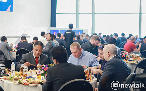 IESF》國際電競高峰論壇 48國嘉賓齊聚高雄大啖美食