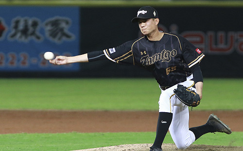 中華職棒／黃子鵬聽阿嬤的話　送給大王旅外前最好禮物