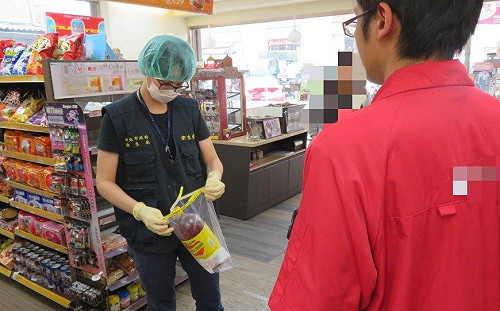 蘋果西打驚傳變質！新北市衛生局責令明日午前下架