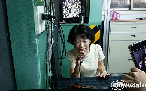 陳佩琪稱綠營支持者「1450」 作家怒：不過四、五年便忘來時路