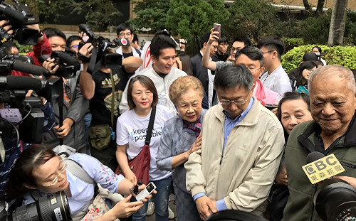 (直播)柯文哲首度車隊掃街  5小時走遍半個台北