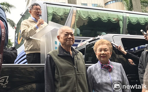 車隊掃街從台大醫院出發  柯P哽咽：提醒自己莫忘初衷