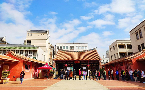 公投案太多引排隊人潮！中選會：投票前可先瞭解公投內容