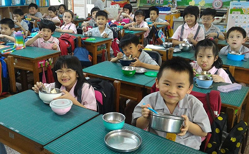 營養午餐安心又健康！標章食材大幅提升一半以上