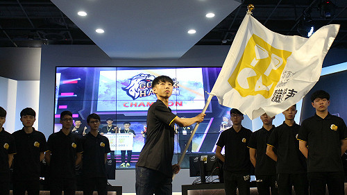 「城市蒼鷹」選手被職業戰隊簽下  叩關ECS聯賽目標明年再啟