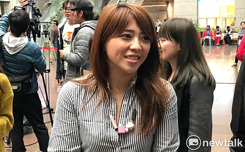 立委補選宣傳照曝光?  陳思宇：不排除  好照片哪都可用