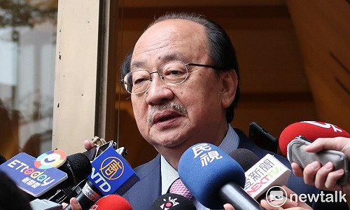 黃國昌怒罵「耍流氓喔」 柯建銘反批「作秀、抹黑」