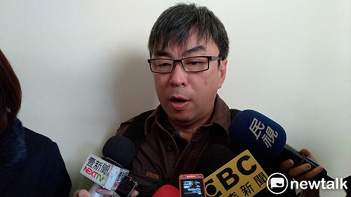 郭信良違紀案沒被開除 段宜康轟：中評會解散吧