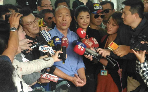 介紹高雄美食 韓國瑜現身沈玉琳錄影現場險引暴動