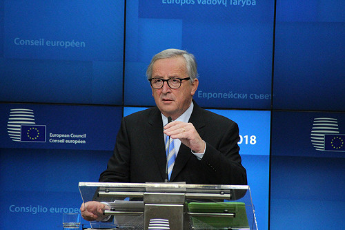 梅伊赴歐盟求援 與榮科互動過程成焦點