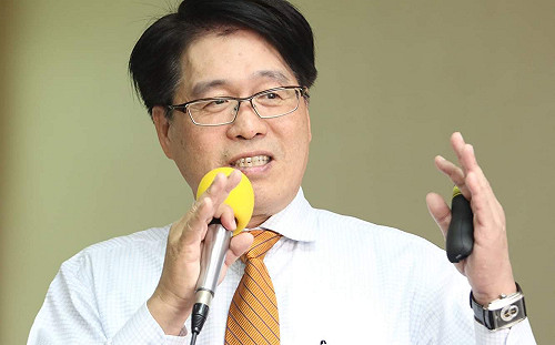 游盈隆酸蔡英文提「現任優先」：民進黨8個現任4落選