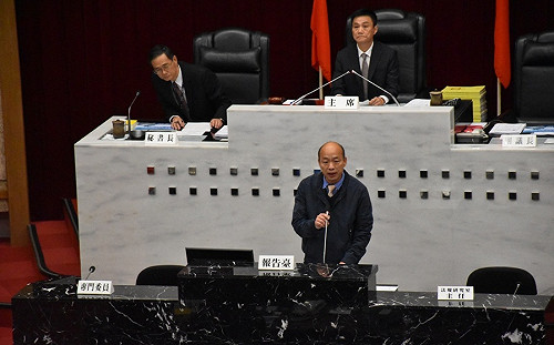 韓國瑜議會初體驗 民進黨團震撼教育下馬威