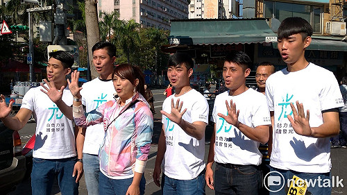 白色力量分裂？陳景峻替何志偉站台　陳思宇：體諒有黨紀壓力