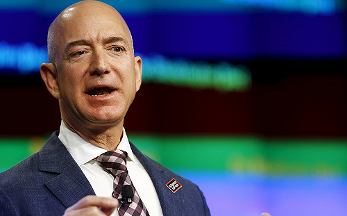 才砸了5,000萬美元辦婚禮 貝佐斯賣股套現7.37億美元 未來一年還要再賣