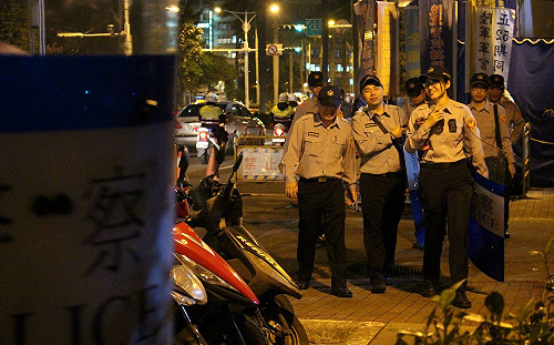 這樣算您懂嗎？基層警怨少領4萬多 警政署：「長期有利」