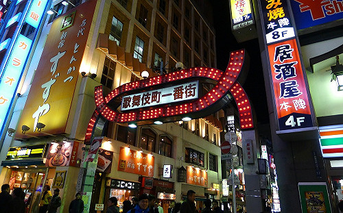 尷尬！日本風俗區群聚感染  部分小姐男客不願配合檢疫