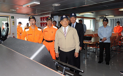 視察台北港海巡基地 蘇揆：警消海巡醫療補助比照國軍