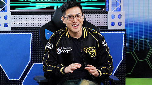 格鬥傳奇現身《台灣競讚》 GamerBee深情告白老婆小Ju