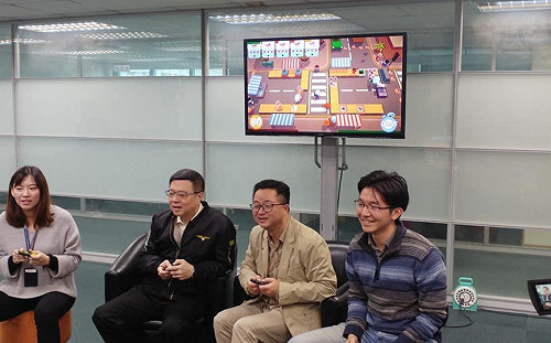 卓榮泰羅文嘉煮另類年菜考驗默契 鍋爐炸了還搞失蹤