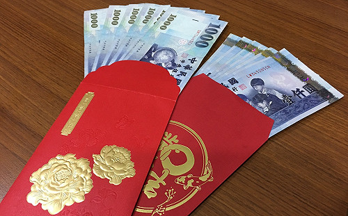 親戚小屁孩討紅包　當面數錢還嗆太少！網友出招對付