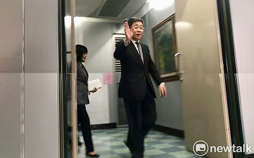 快訊》「新年好！」 上海台辦主任李文輝今赴市府拜會柯P