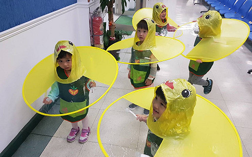 雨天限定！基隆拚觀光送超萌小雞雨衣