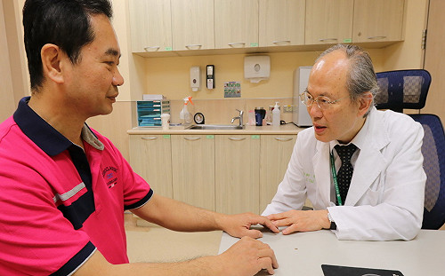 類風濕性關節炎腫痛　醫籲：別忽略小痛警訊